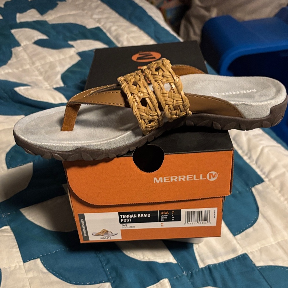 Merrell Women's Braided Thong Sandal in Tan and Gray NIB (Box not included)